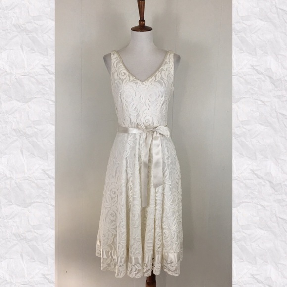 Tahari Dresses & Skirts - Tahari Lace V-Neck Sleeveless Belted A-Line Dress